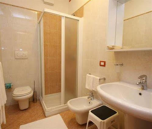 Albergo Corte Antica Villafranca di Verona Eksteriør billede
